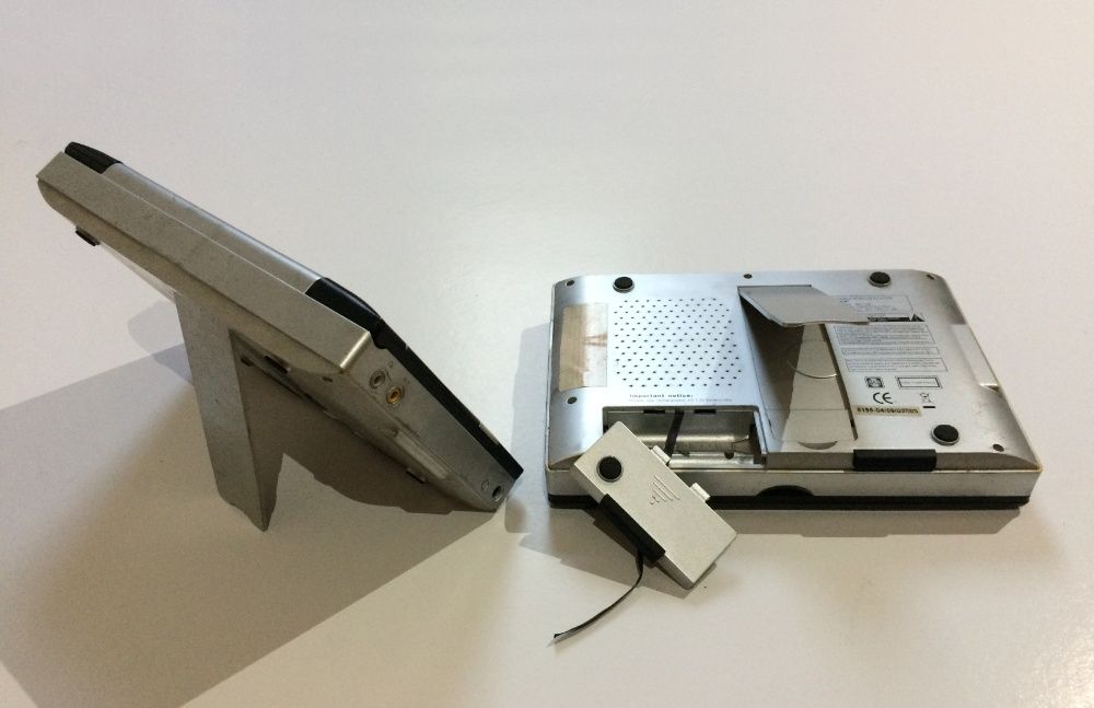 Leitor DVD para automóvel