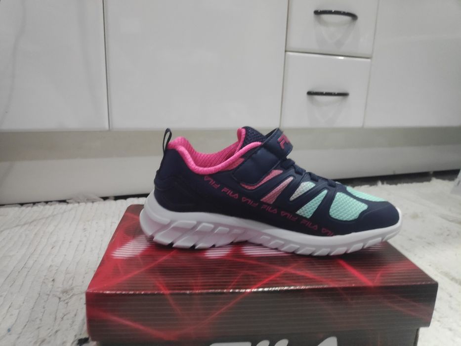 Sapatilhas Fila novas