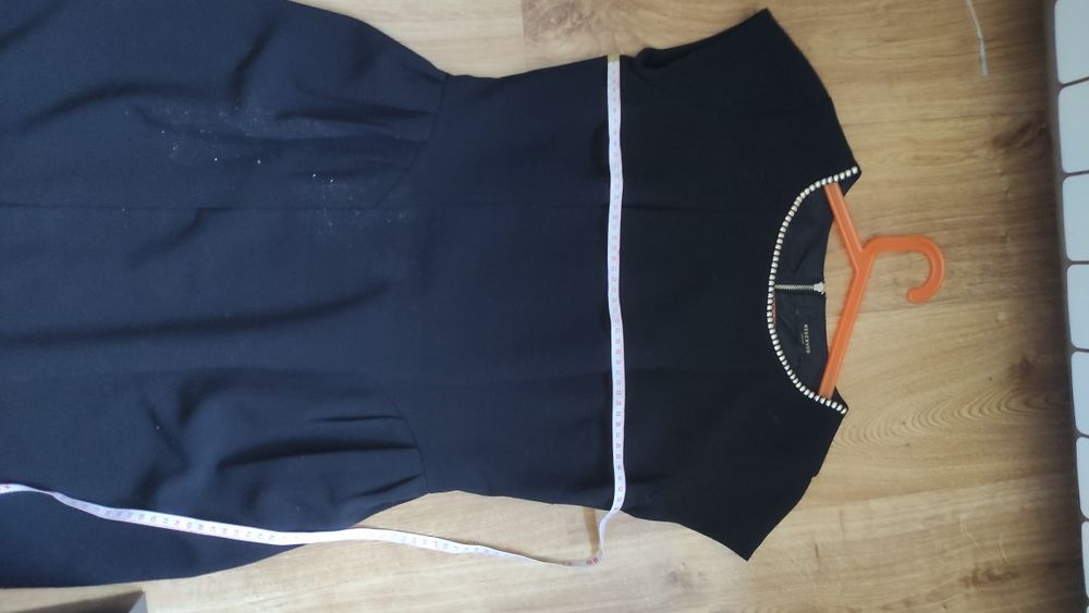 Sukienka wizytowa Reserved rozm 40