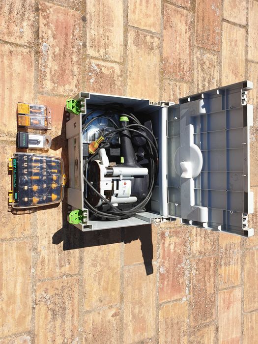 FESTOOL OF 1010 EBQ plus topia