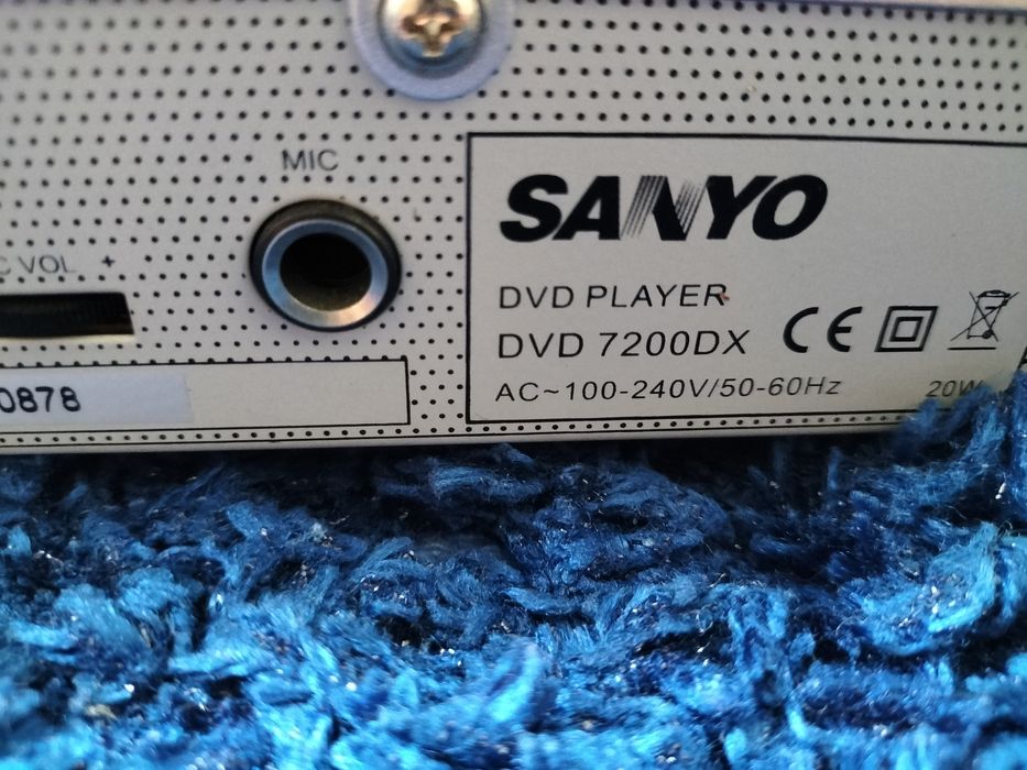 Conjunto de TV e DVD Sanyo
