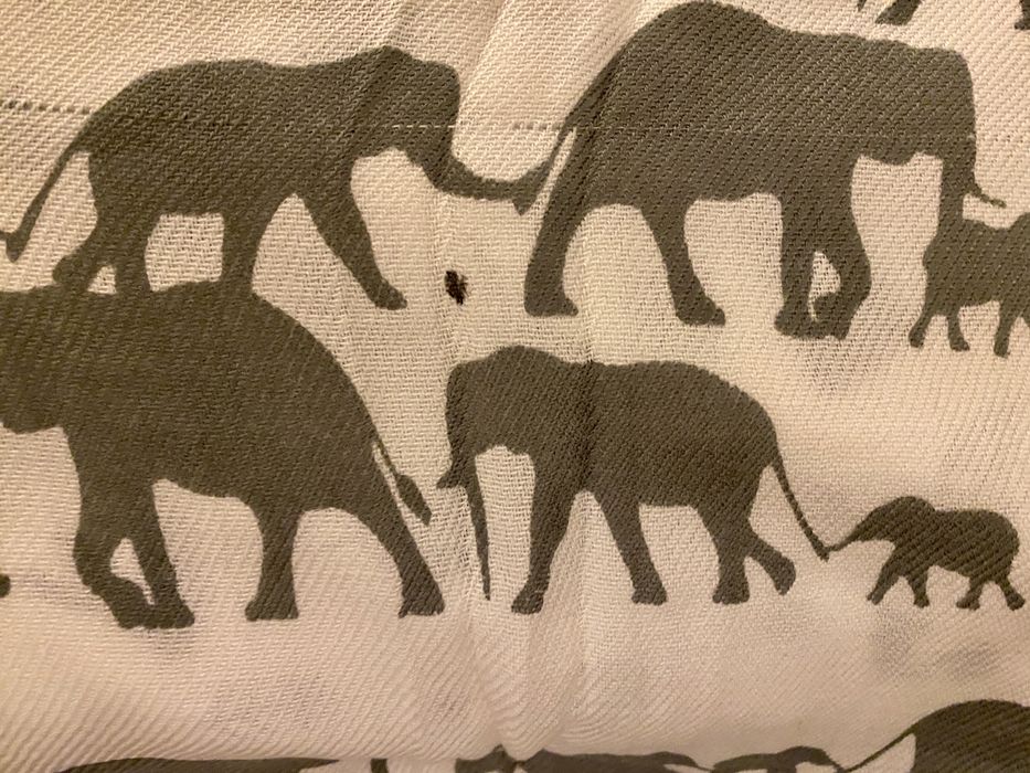 Szalik zimowy szal słoniki kremowy słoń