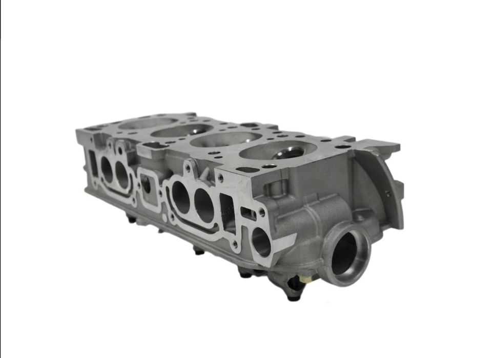 ГБЦ 4G63 4G64 Mitsubish Galant Lancer  L200 L300 DELICA Pajero 2,0 2,4