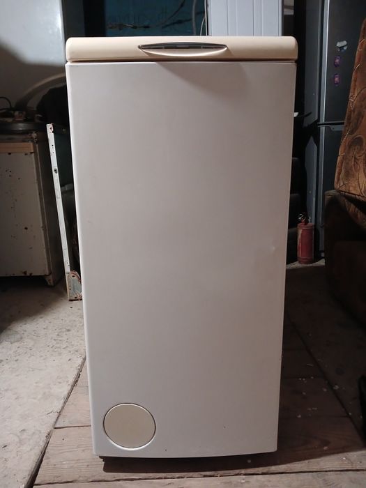 Пральна машина "Whiirplool"