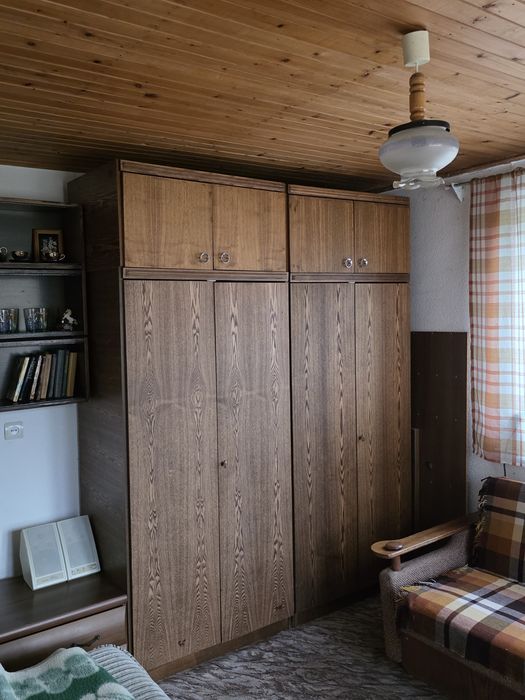 Продається затишна  дача газом,банею та лісом поруч.