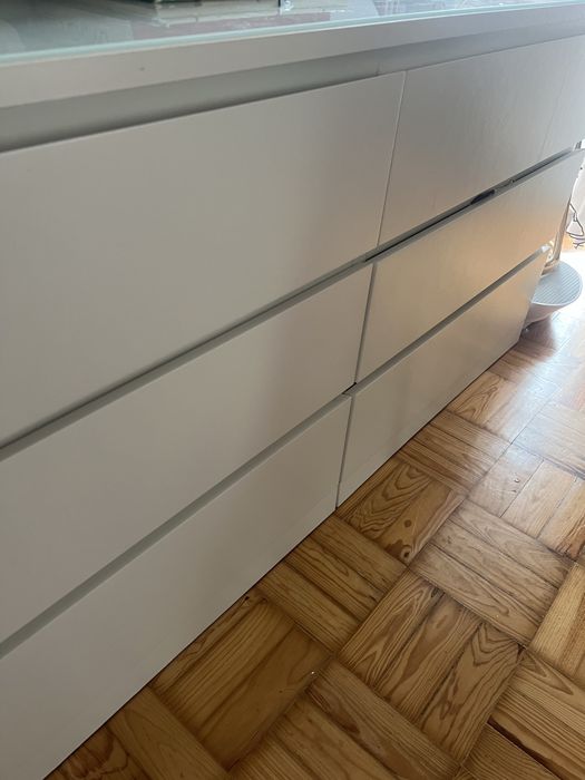 Cómoda MALM Ikea