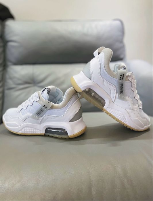 Оригінал Кросівки Nike Air Jordan  MA2 white Джордан білі шкіра + сітка