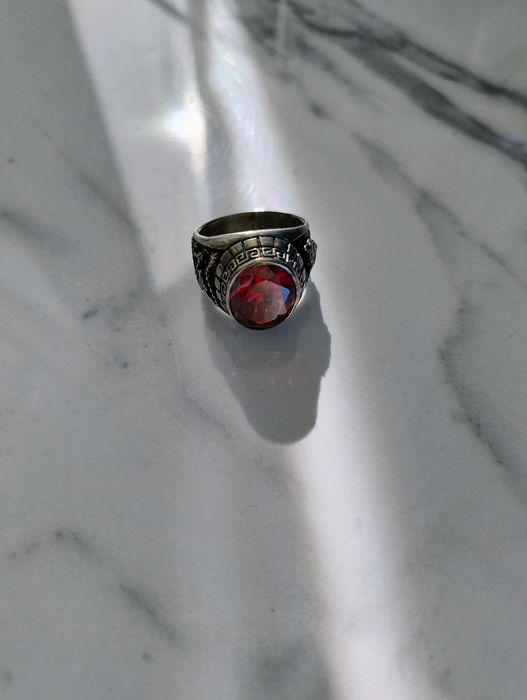 Sygnet srebrny z rubinem