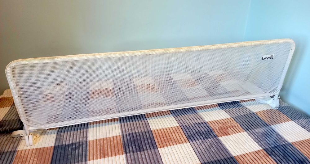 Barierka ochronna zabezpieczająca do łóżka BREVI Solidna dł. 150cm x48