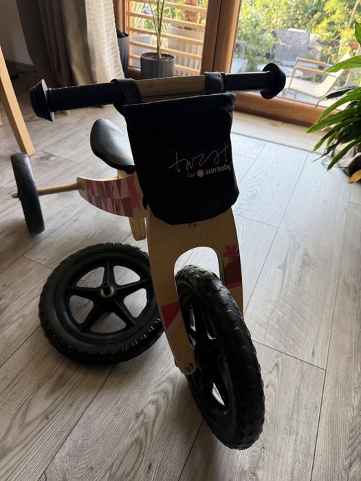 Rowerek biegoey dla dziewczynki Sun