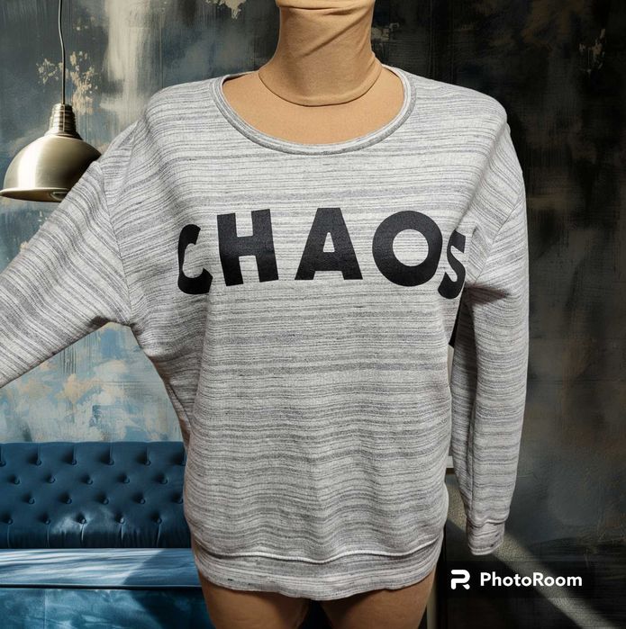 (S/36) Szara bluza z napisem Chaos
