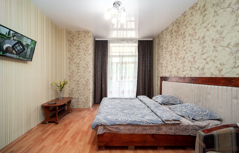 Посуточно. Двухкомнатная квартира. Центр