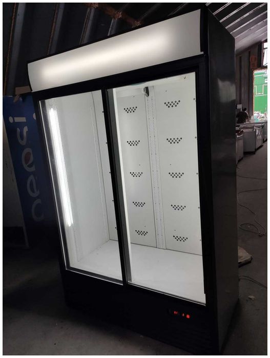 Холодильна шафа вітрина UGUR S1200DL Сірий. Гар.2міс, сервіс на місці