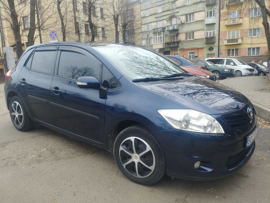 Toyota REStyling Life +