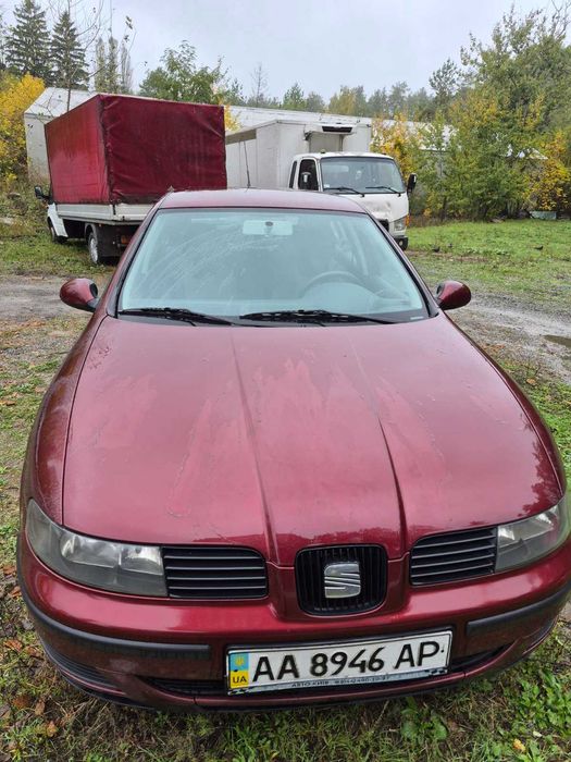 Автомобиль SEAT LEON 1.6