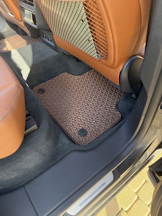 Dywaniki samochodowe 3D EVA dla audi q8 – brązowe, gumowe