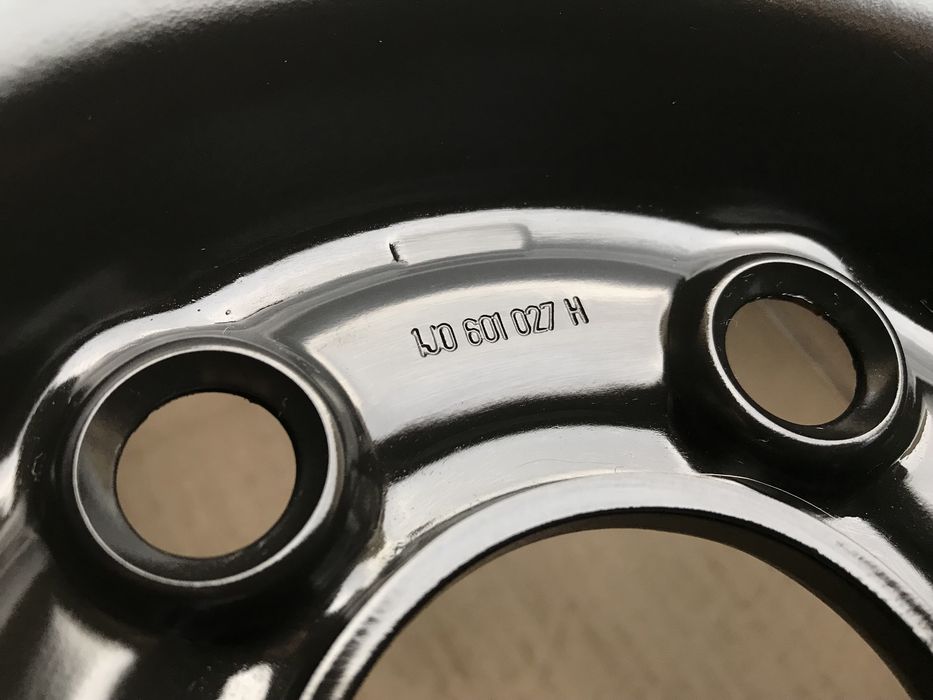 Сталевий диск Фольцваген Шкода 5х100 R15 ET38 новий з запаски