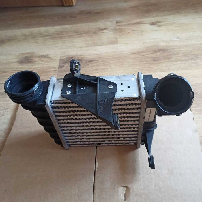 030476 NRF Інтеркулер для Skoda, Volkswagen