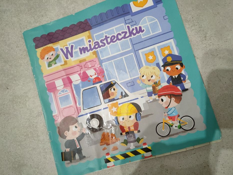 Little Planet Giga Puzzle W miasteczku TREFL