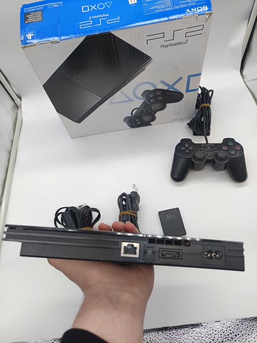 Konsola PlayStation 2 slim + KARTON