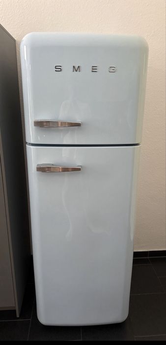 Продам холодильник SMEG