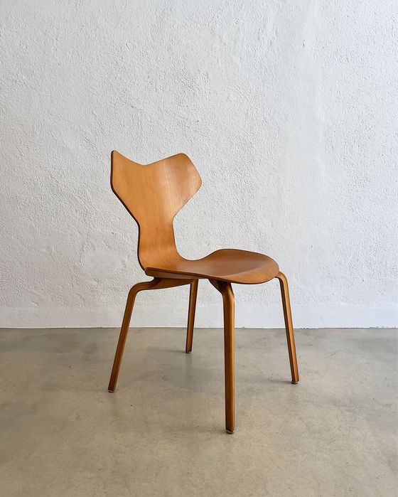 6 Cadeiras “Grand Prix” de Arne Jacobsen