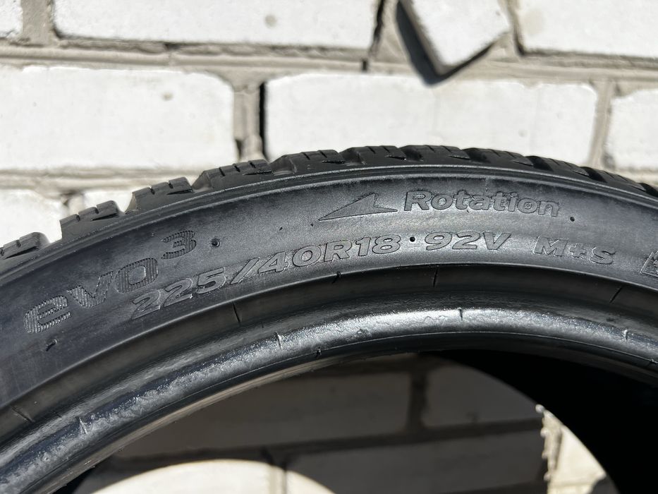 Hankook winter i cept evo 3 225/40 R18