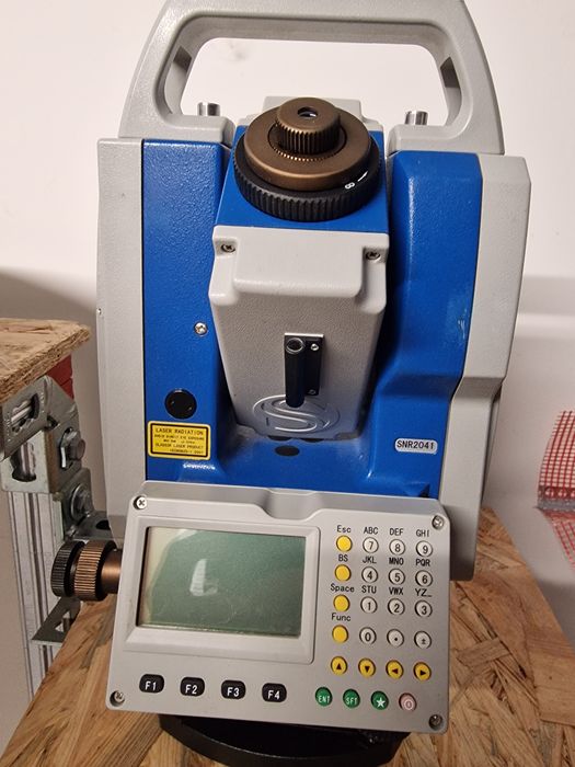 Tachimetr Stonex R-1 PLUS