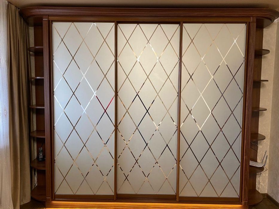 шкаф-купе шкаф гардиробна меблі на замовлення