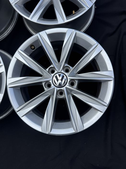 Felgi aluminiowe vw 16x6,5 ET 33  5x112