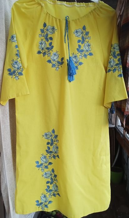 Вишиванка з льна. Плаття.