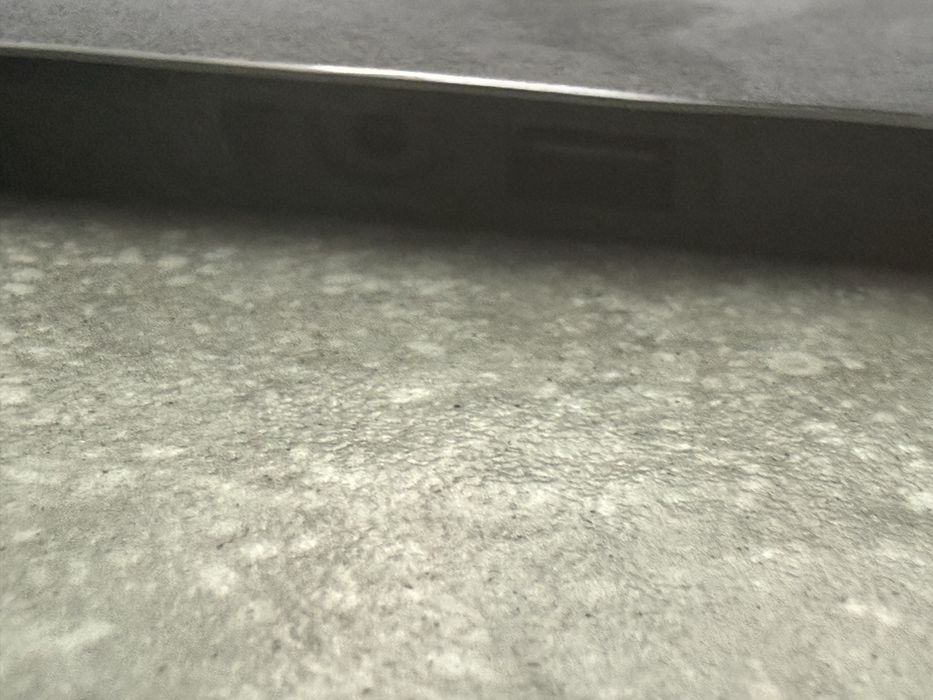 Podwójna ładowarka indukcyjna Mophie