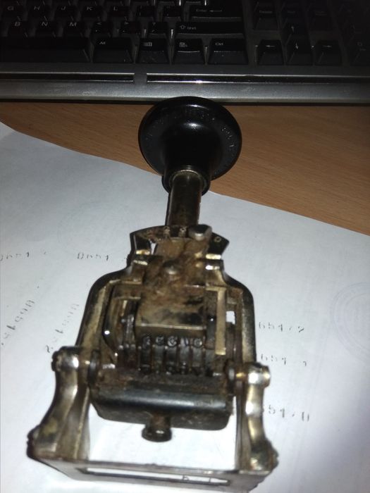 Штемпель номерной