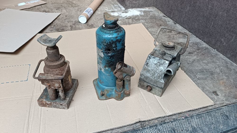 Podnośnik podnośniki lewar