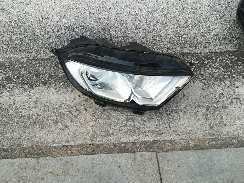 ford ecosport lift lampa przód przednia prawa europa oryginał