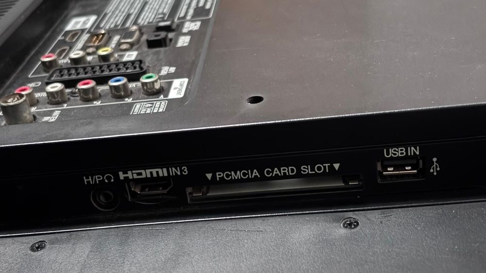 Telewizor LCD 32 cale LG32LK450 sprawny