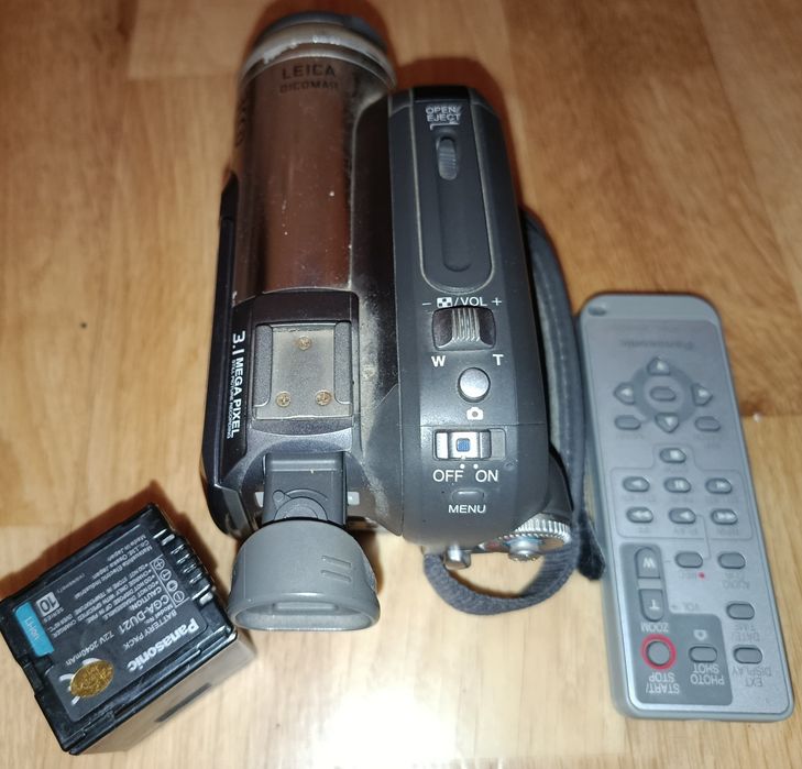 Видеокамера цифрова Panasonic NV-GS330