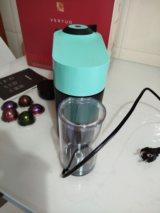 Máquina de Café Nespresso Vertuo Pop