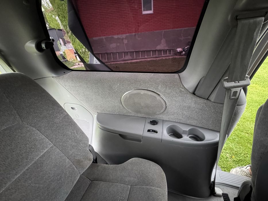 Kia carnival 2.9 crdi дизель