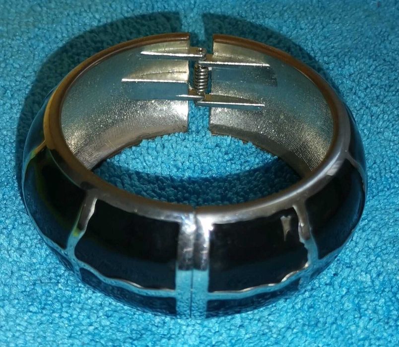 Pulseira Art Déco Antiga/Vintage em metal prateado com esmalte preto