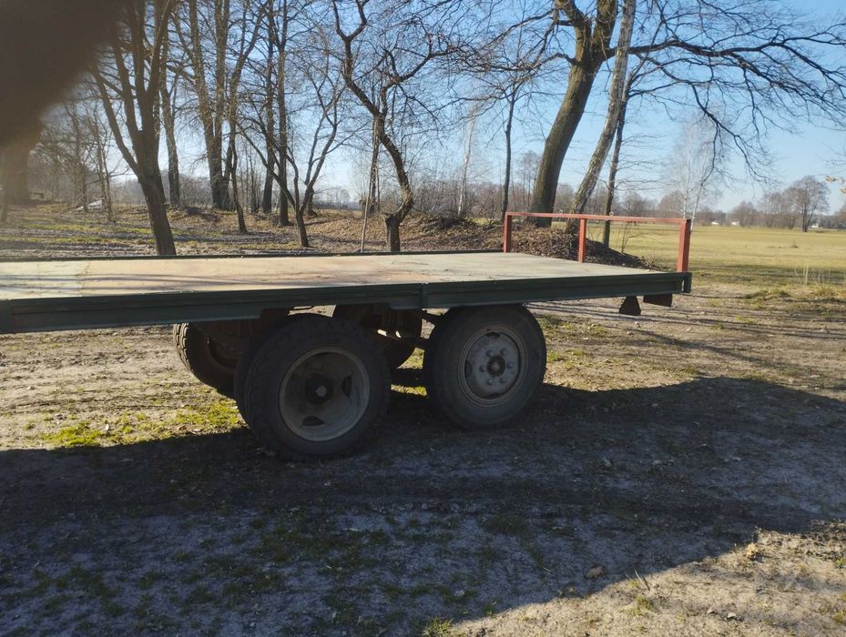 Sprzedam przyczepę do bel