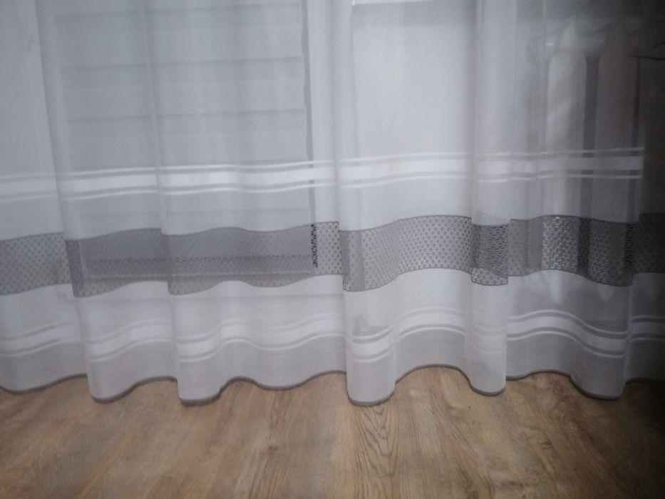 Duża 2cz firanka biała z szarym sz490d240