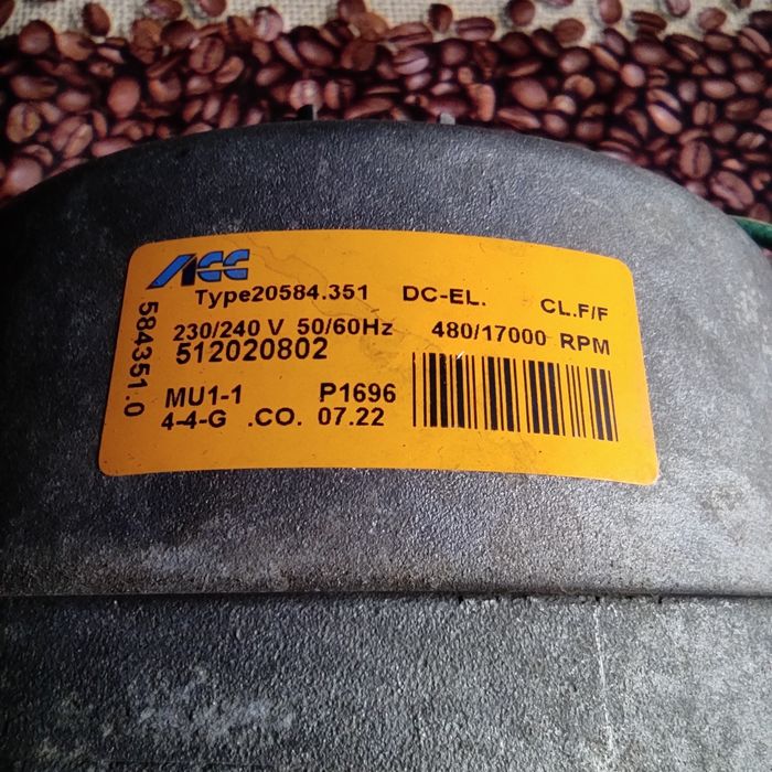 Двигатель от стиральной машины