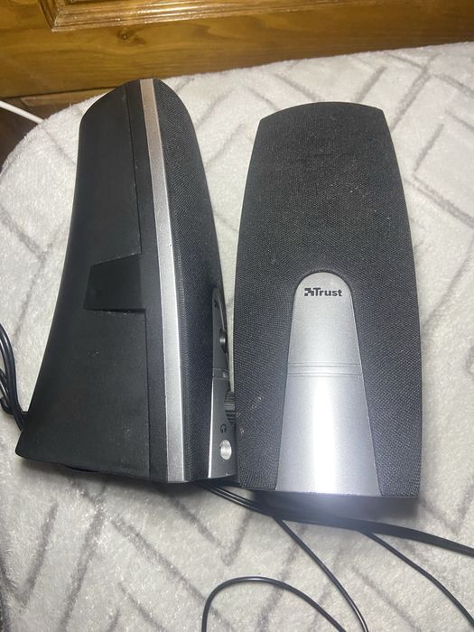 Coluna de pc em bom estado