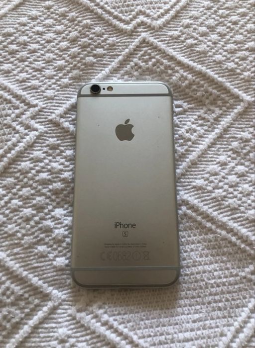 I Phone 6S Apple, 16G, com oferta de 3 capas e auricular!
