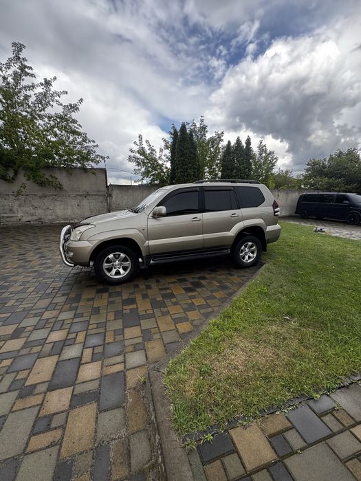 Продам  позашляховик  Toyota Prado 120