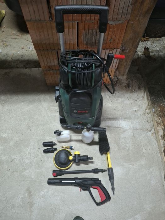 Bosch AdvancedAquatak 140 2100W – uszkodzony silnik + komplet akcesoriów