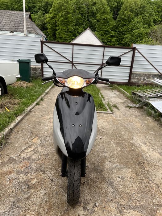Японський мопед Honda dio 57