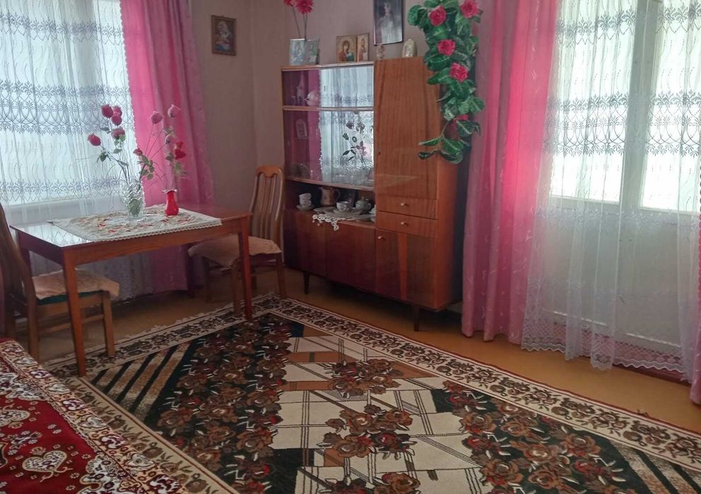 ВИГІДНА 1-К 30.7 м² – Виставка