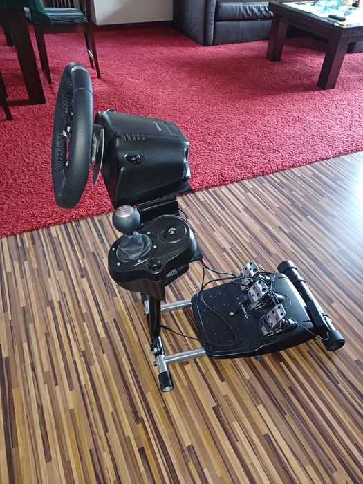 Kierownica logitech 920 z pedałami, shifterem i stojakiem